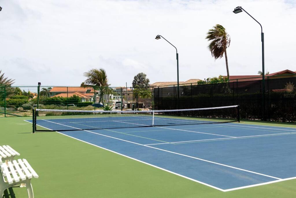 New! Cozy 1 Bedroom Condo- Gold Coast, Noord Aruba Palm Beach Bagian luar foto