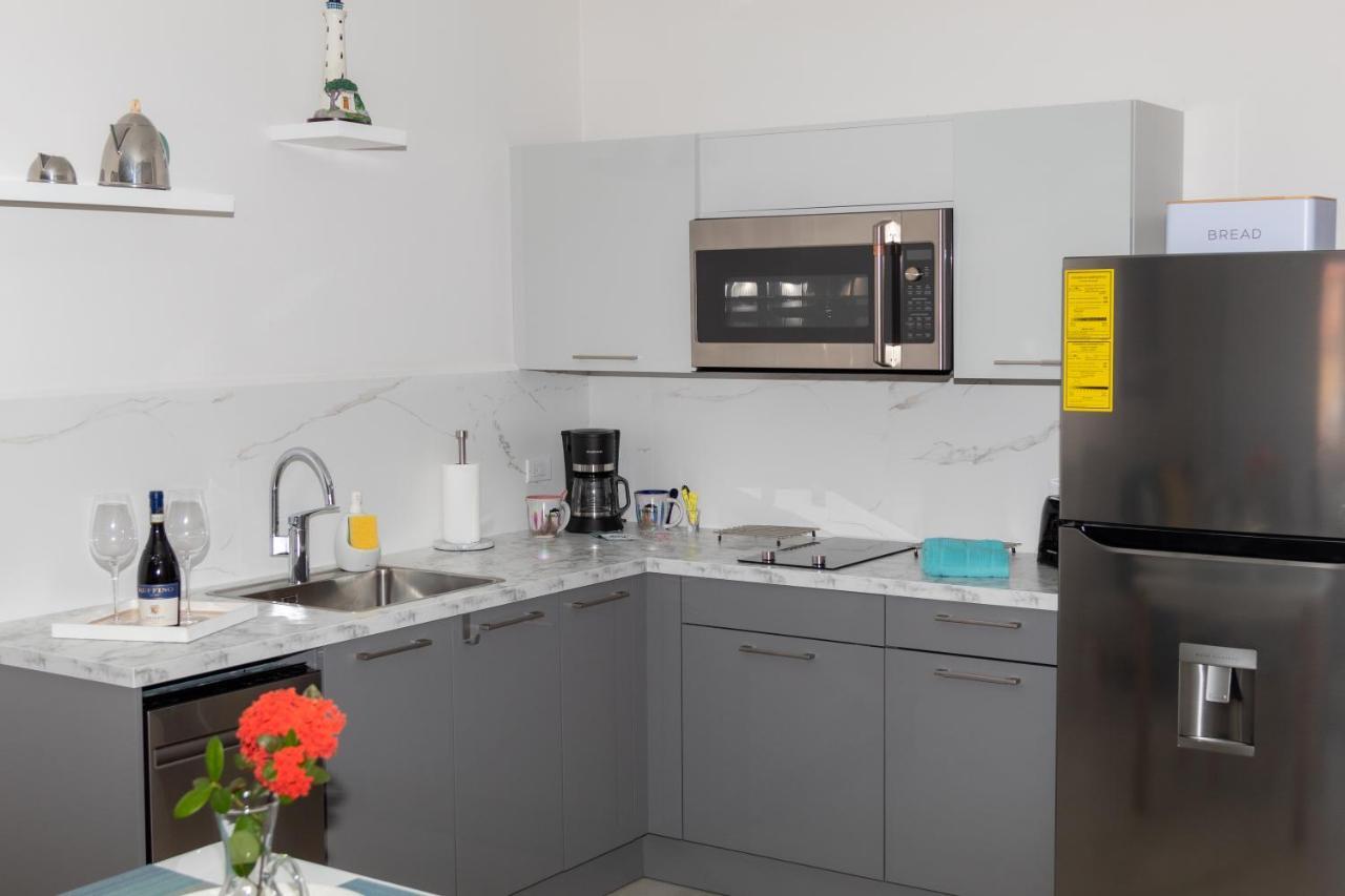New! Cozy 1 Bedroom Condo- Gold Coast, Noord Aruba Palm Beach Bagian luar foto