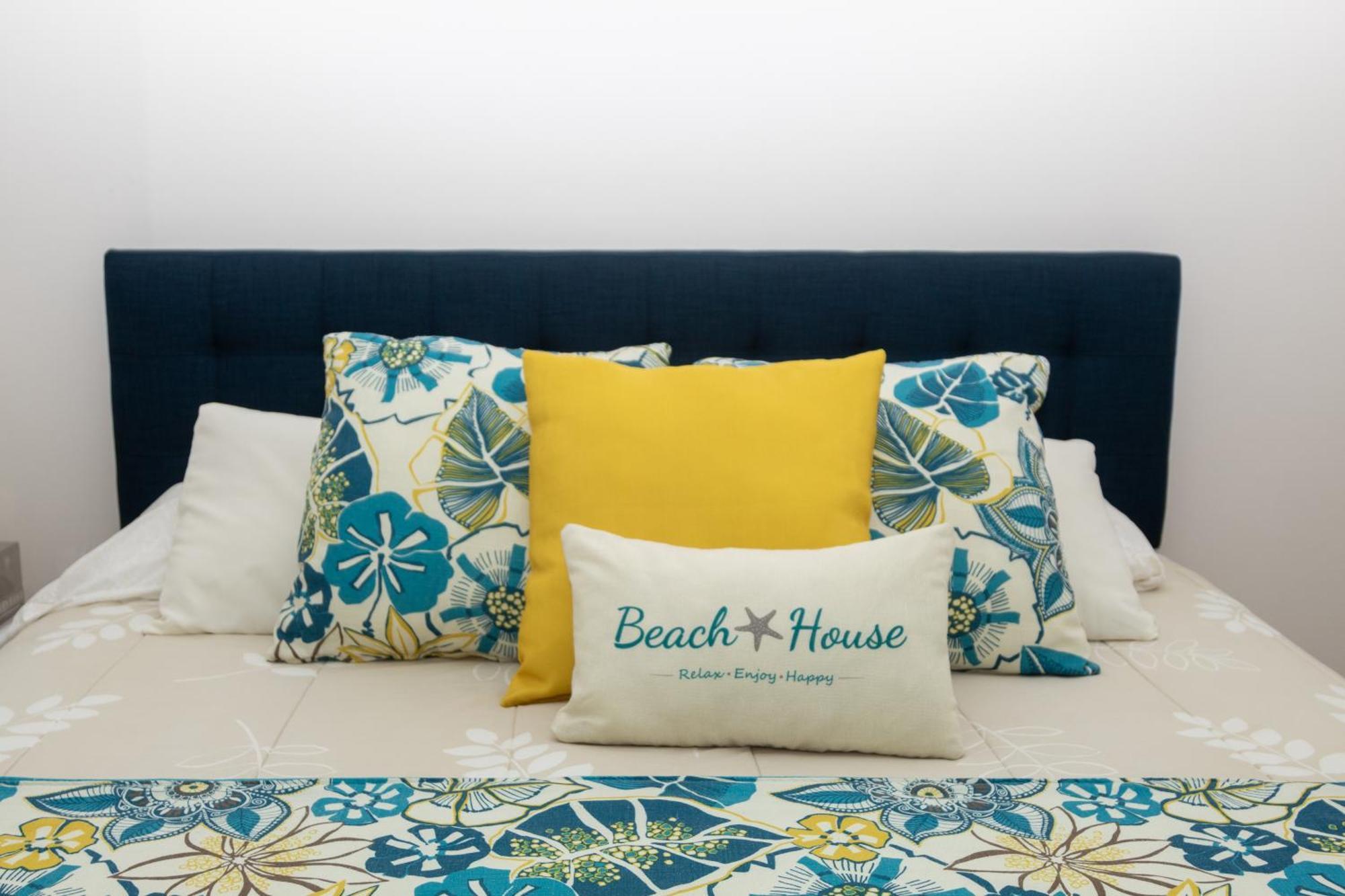 New! Cozy 1 Bedroom Condo- Gold Coast, Noord Aruba Palm Beach Bagian luar foto